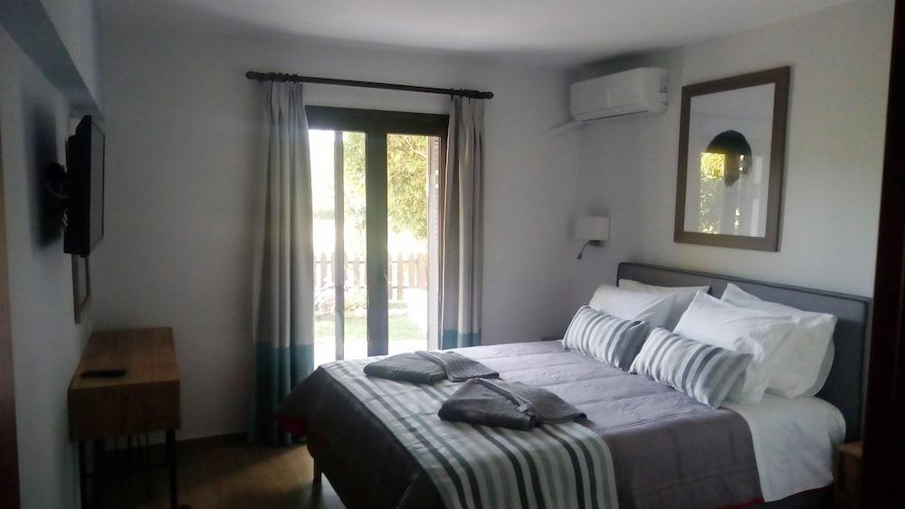 Karina Apartment Kolios